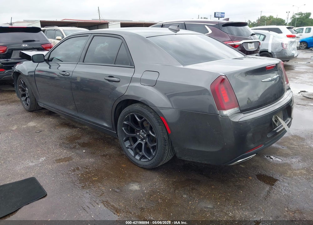 2019 CHRYSLER 300 VIN: 2C3CCABG0KH516446