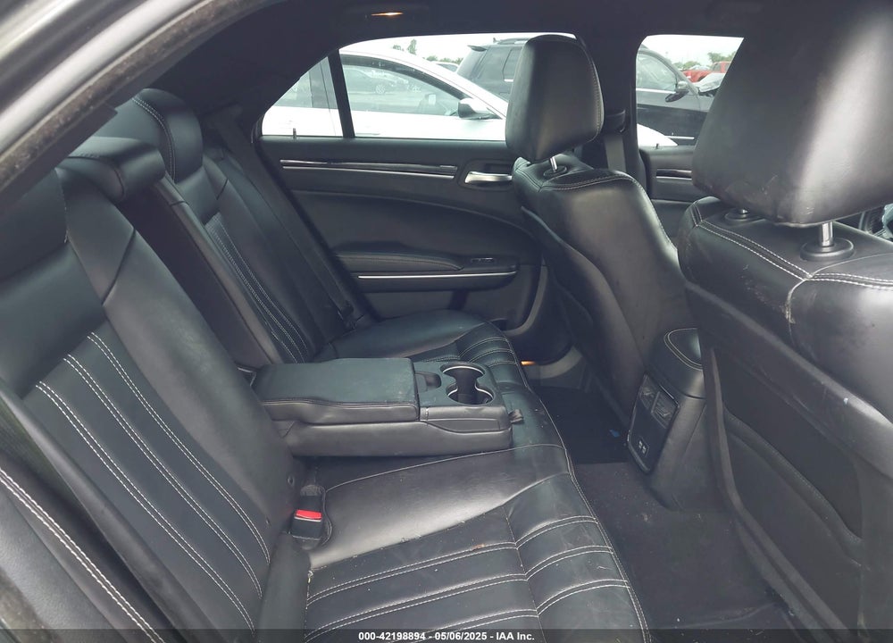 2019 CHRYSLER 300 VIN: 2C3CCABG0KH516446
