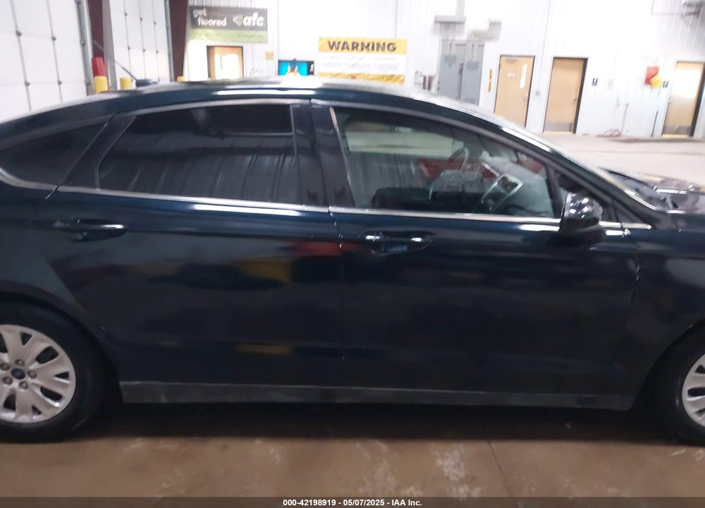 2014 FORD FUSION S VIN: 3FA6P0G72ER240785