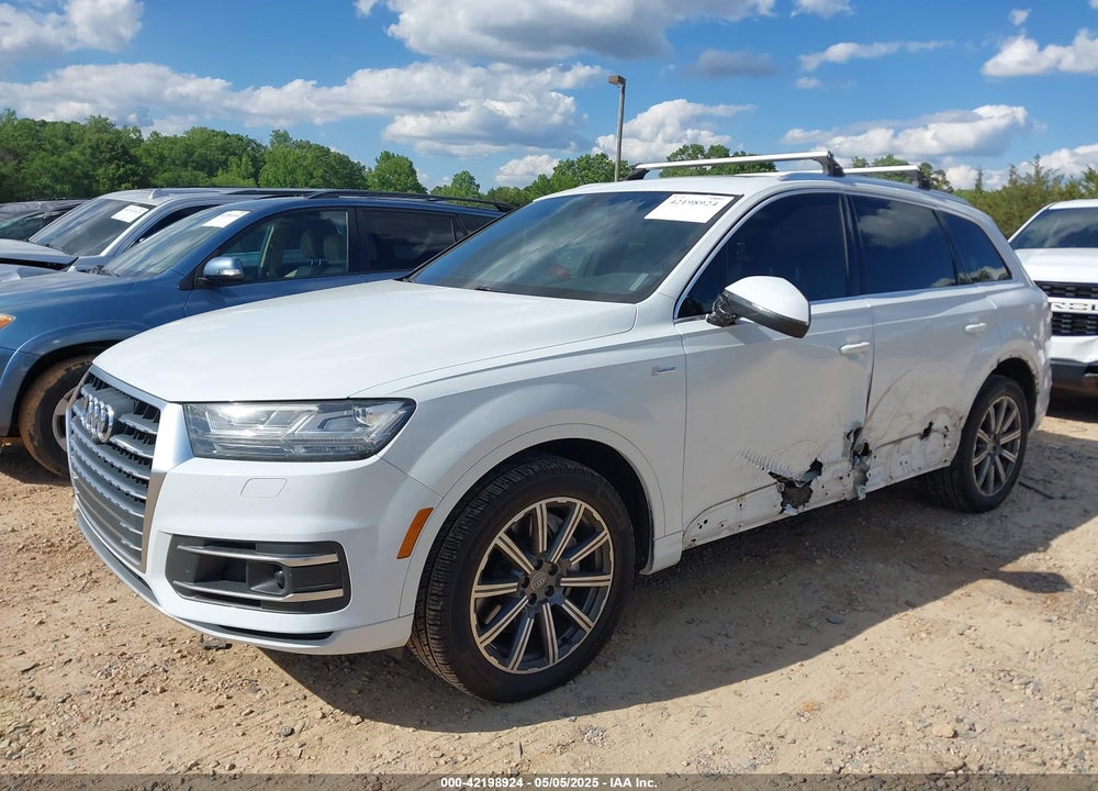 2017 AUDI Q7 VIN: WA1LAAF70HD023071