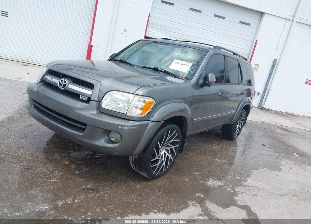 2005 TOYOTA SEQUOIA SR5 V8 VIN: 5TDZT34A45S240045