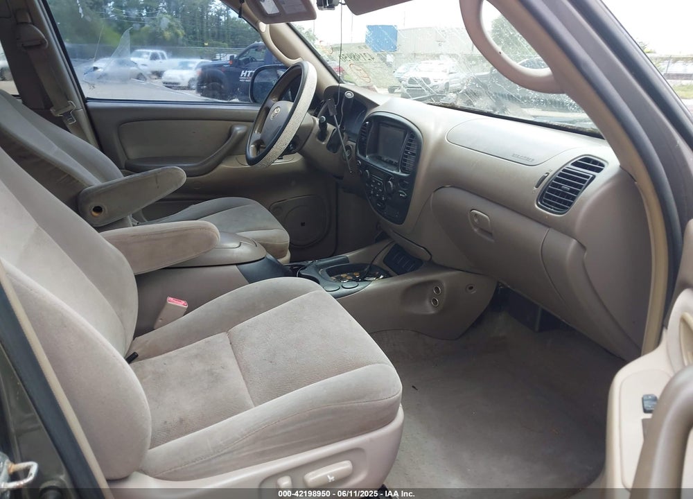 2005 TOYOTA SEQUOIA SR5 V8 VIN: 5TDZT34A45S240045