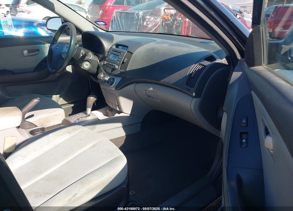 2009 HYUNDAI ELANTRA VIN: KMHDU46D39U605820