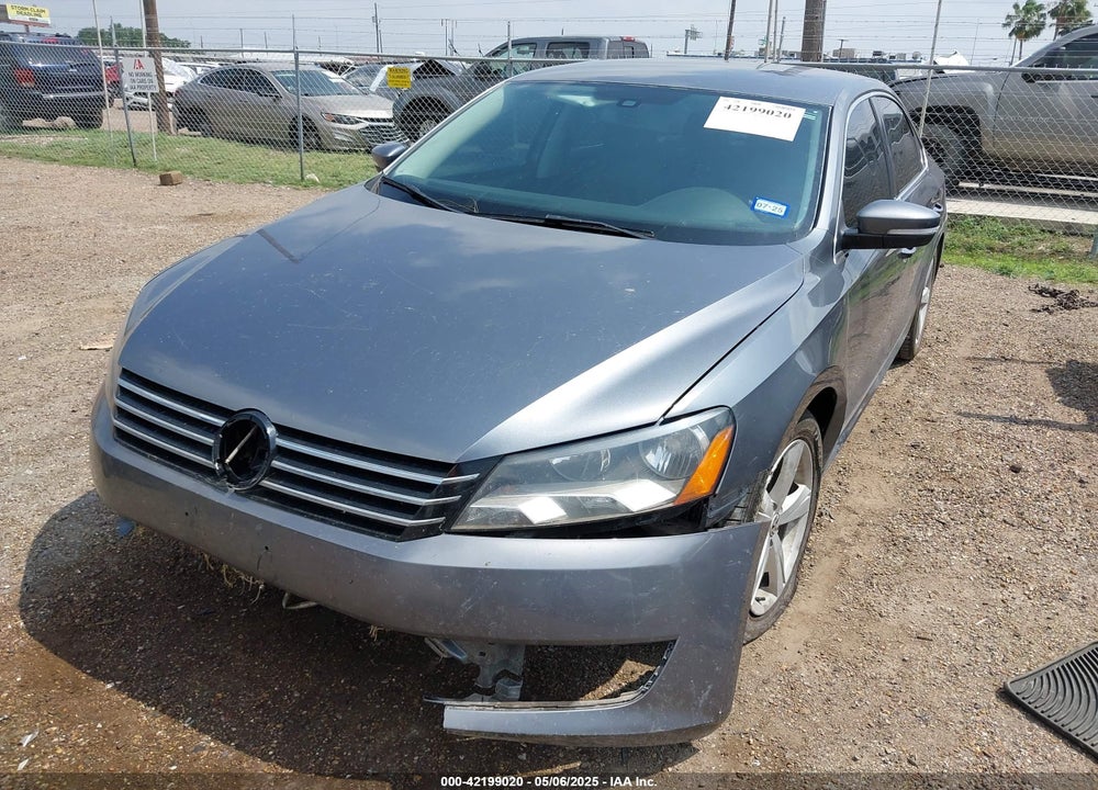 2013 VOLKSWAGEN PASSAT VIN: 1VWBH7A32DC011750