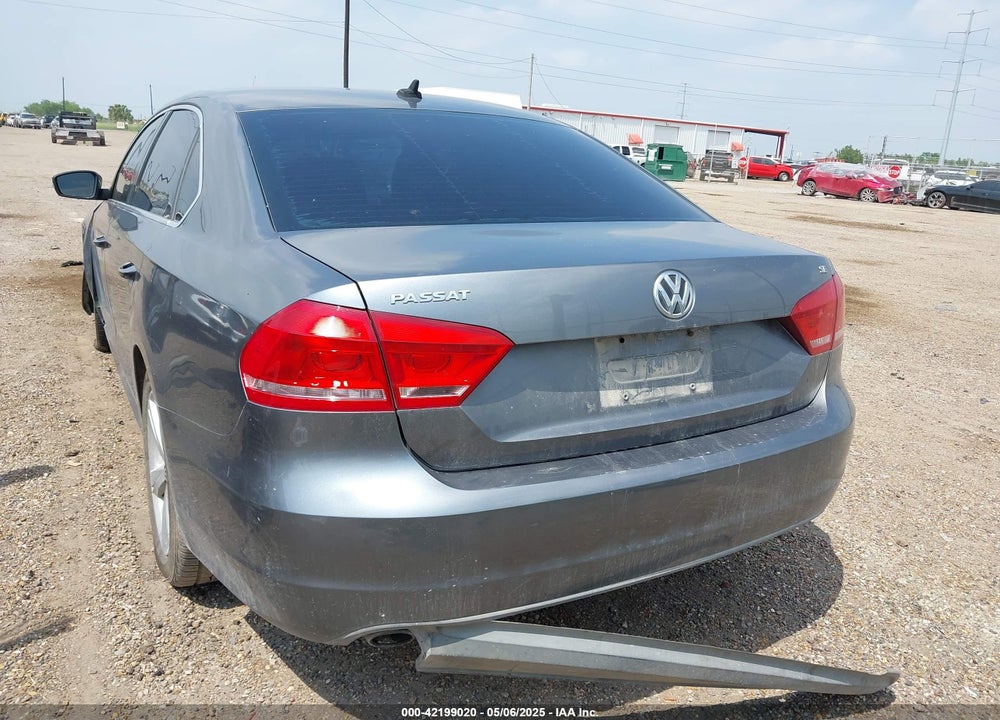 2013 VOLKSWAGEN PASSAT VIN: 1VWBH7A32DC011750
