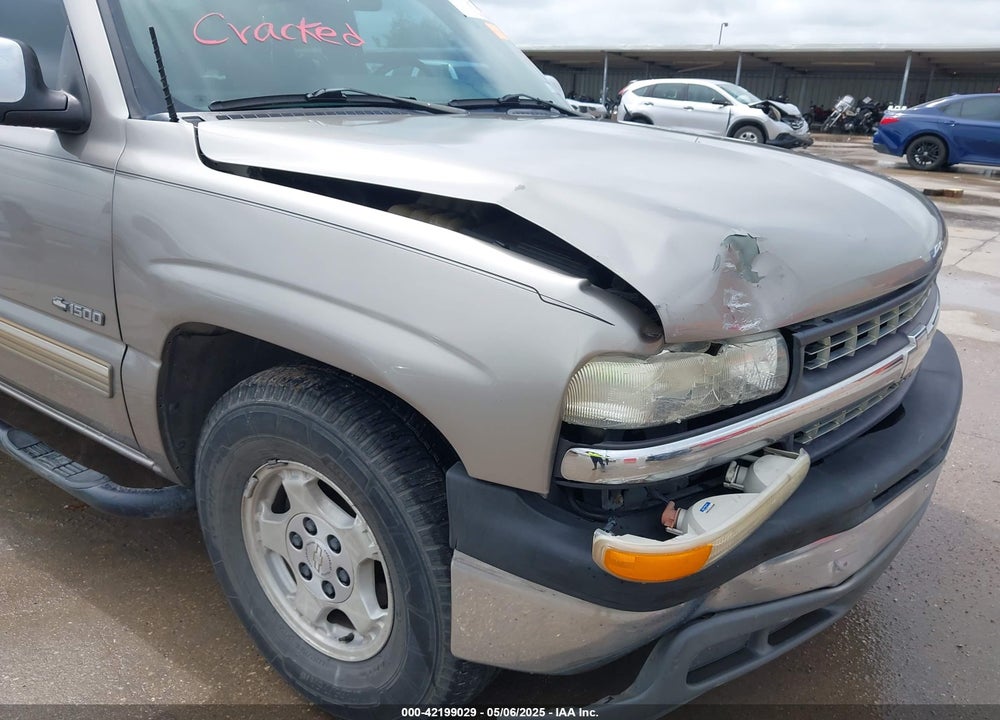 2001 CHEVROLET SILVERADO 1500 LS VIN: 2GCEC19T411212096