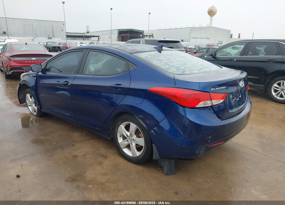 2013 HYUNDAI ELANTRA VIN: KMHDH4AE7DU667542