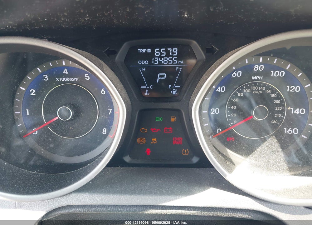 2013 HYUNDAI ELANTRA VIN: KMHDH4AE7DU667542