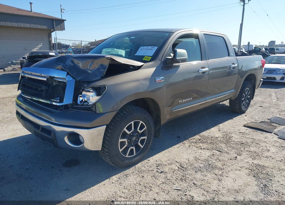 2013 TOYOTA TUNDRA GRADE 5.7L V8 VIN: 5TFDW5F11DX284846