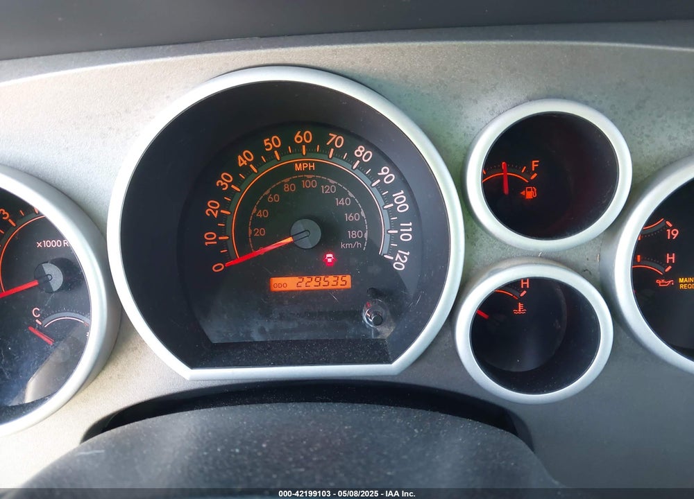 2013 TOYOTA TUNDRA GRADE 5.7L V8 VIN: 5TFDW5F11DX284846