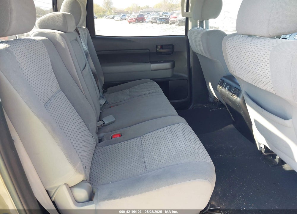 2013 TOYOTA TUNDRA GRADE 5.7L V8 VIN: 5TFDW5F11DX284846