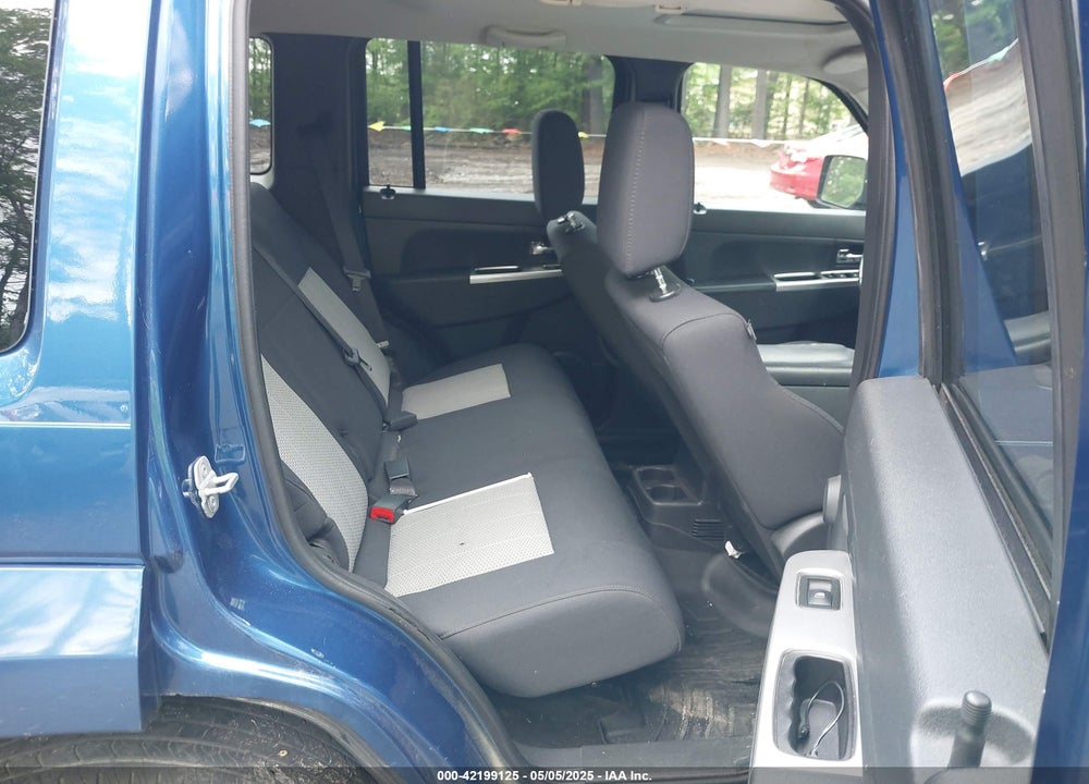 2009 JEEP LIBERTY VIN: 1J8GN58K19W539796