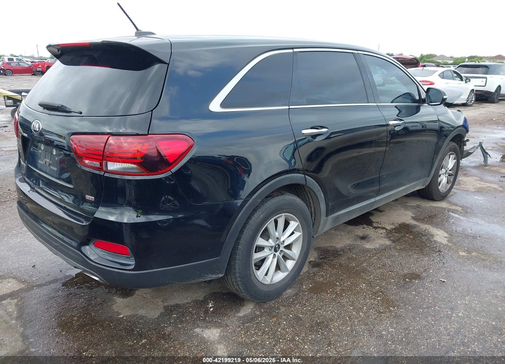2019 KIA SORENTO 2.4L LX VIN: 5XYPG4A31KG564781