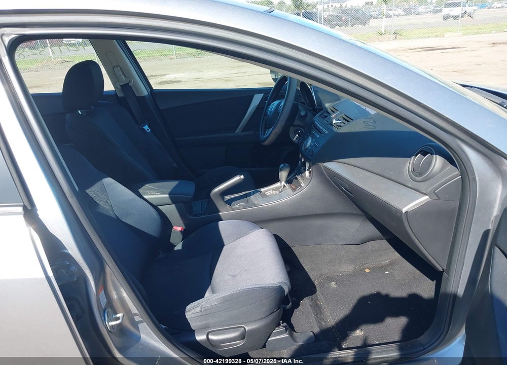 2010 MAZDA MAZDA3 VIN: JM1BL1S63A1105361