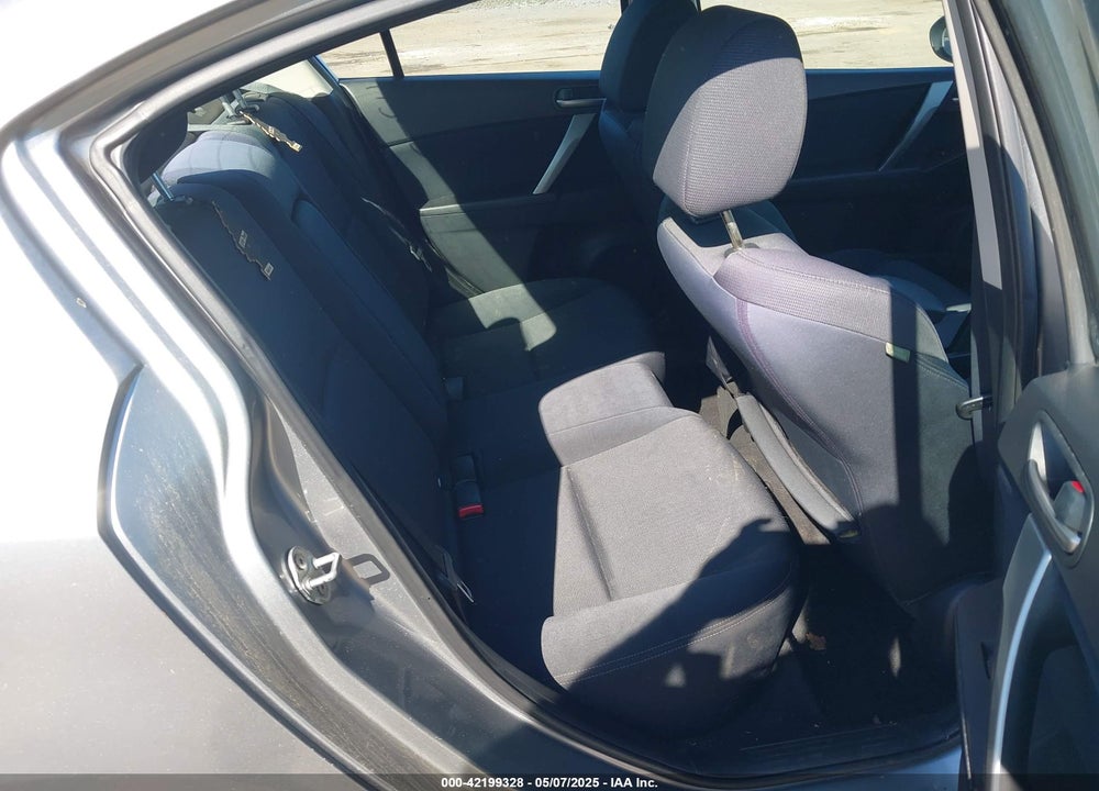 2010 MAZDA MAZDA3 VIN: JM1BL1S63A1105361