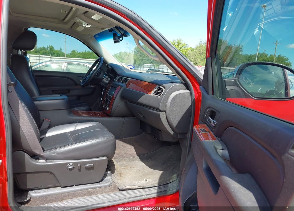 2011 CHEVROLET SILVERADO 1500 LTZ VIN: 3GCPKTE32BG224009