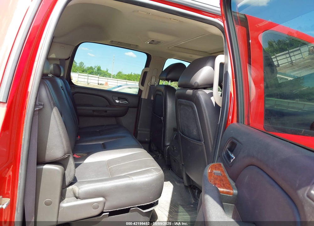 2011 CHEVROLET SILVERADO 1500 LTZ VIN: 3GCPKTE32BG224009