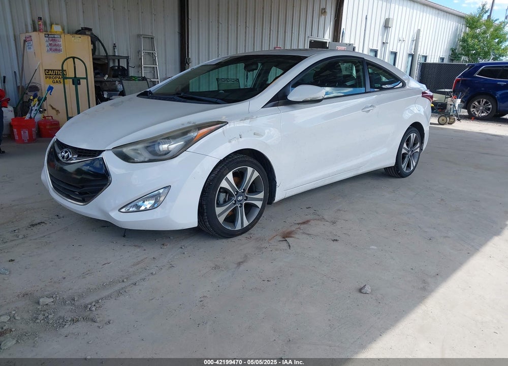 2014 HYUNDAI ELANTRA VIN: KMHDH6AH1EU027303