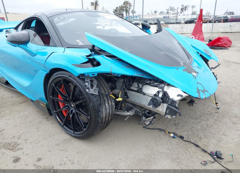 2021 MCLAREN 765LT COUPE VIN: SBM14RCA0MW765365