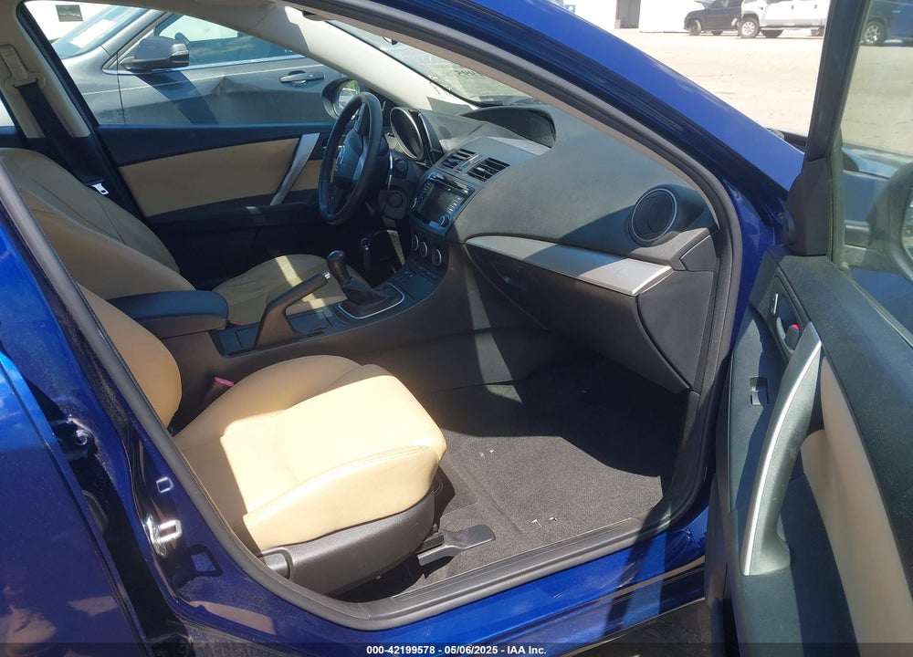 2013 MAZDA 3 S GRAND TOURING VIN: JM1BL1W52D1728962
