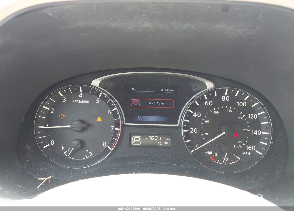 2015 NISSAN PATHFINDER SL VIN: 5N1AR2MN7FC634002