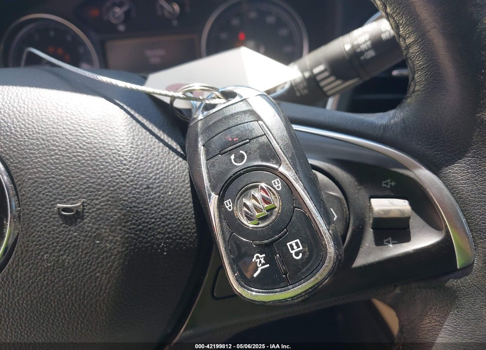 2020 BUICK ENCLAVE VIN: 5GAERBKW8LJ308039