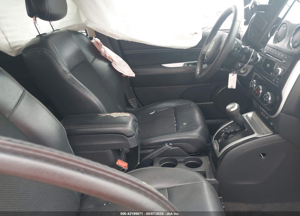 2014 JEEP COMPASS VIN: 1C4NJCEB6ED786420