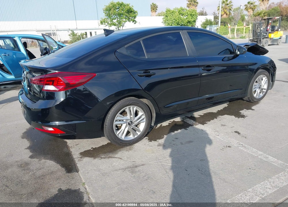 2019 HYUNDAI ELANTRA VIN: KMHD84LF5KU782613