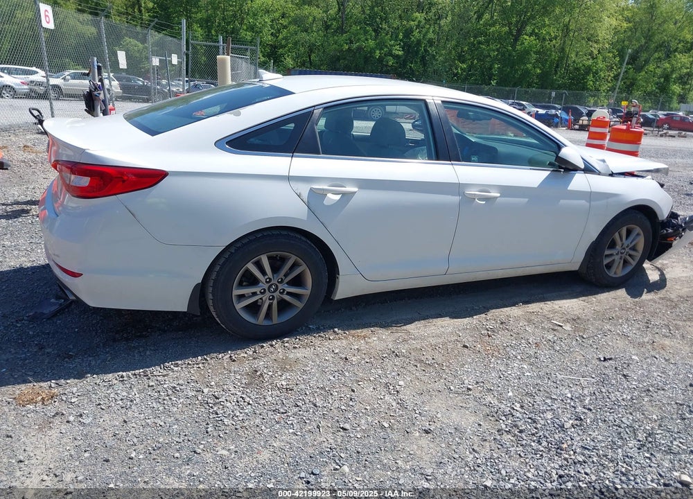2016 HYUNDAI SONATA SE VIN: 5NPE24AF1GH337963