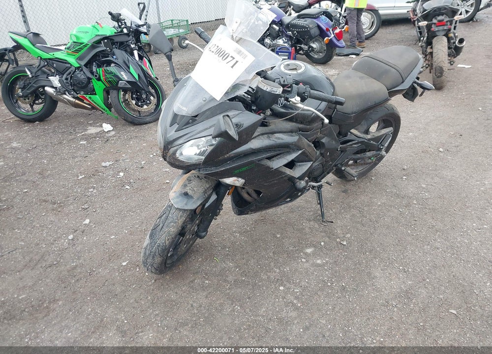 2016 KAWASAKI EX650 E VIN: JKAEXEE13GDA21330
