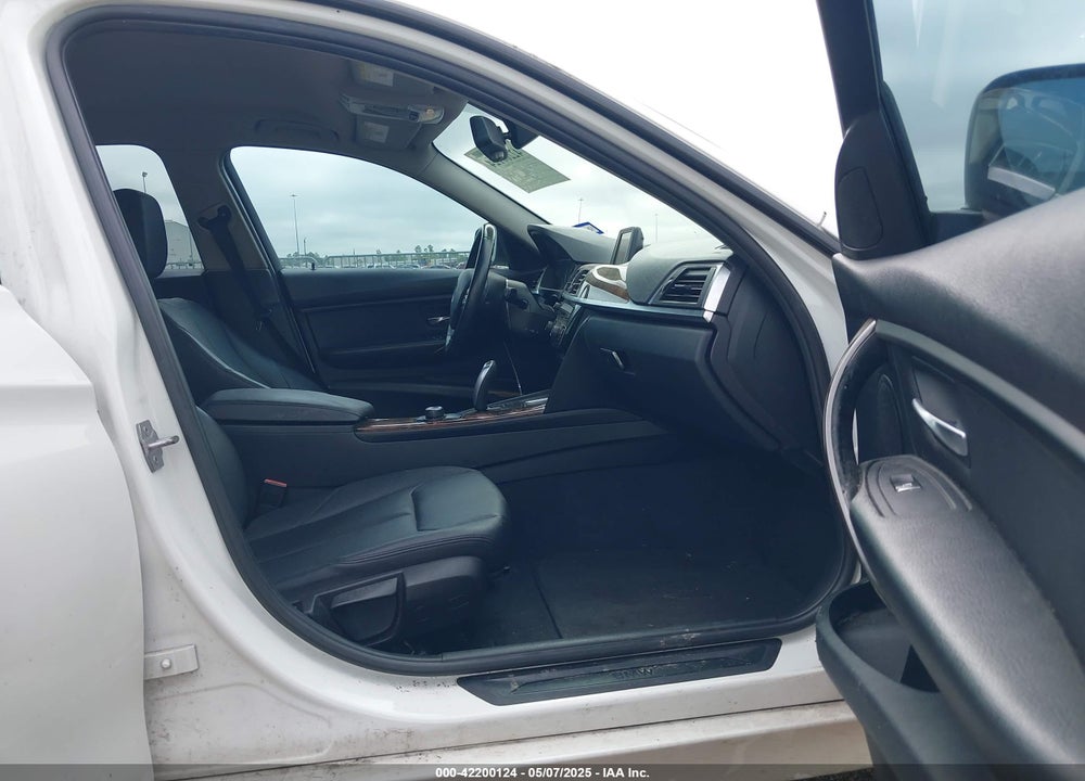 2017 BMW 320I VIN: WBA8E1G59HNU14577