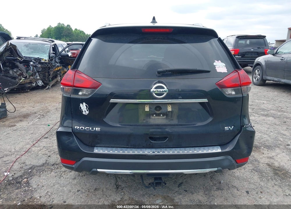 2018 NISSAN ROGUE VIN: 5N1AT2MT9JC802070