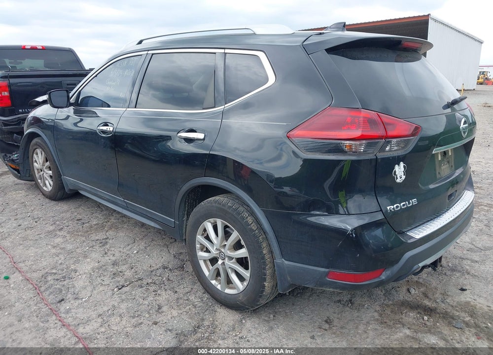 2018 NISSAN ROGUE VIN: 5N1AT2MT9JC802070