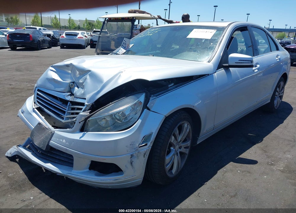 2011 MERCEDES-BENZ C 300 LUXURY/SPORT VIN: WDDGF5EB7BR156058