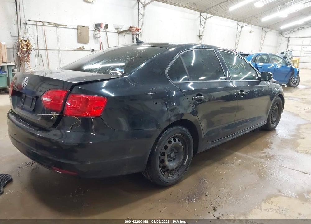 2014 VOLKSWAGEN JETTA VIN: 3VWD17AJ1EM274064