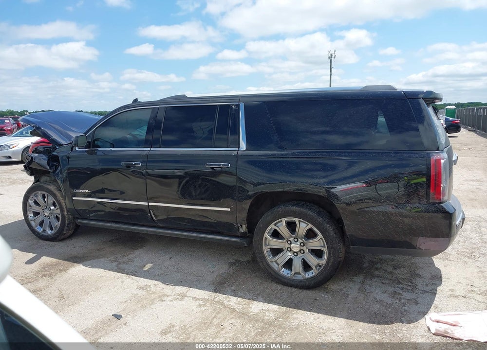 2015 GMC YUKON XL 1500 DENALI VIN: 1GKS2JKJ4FR610281