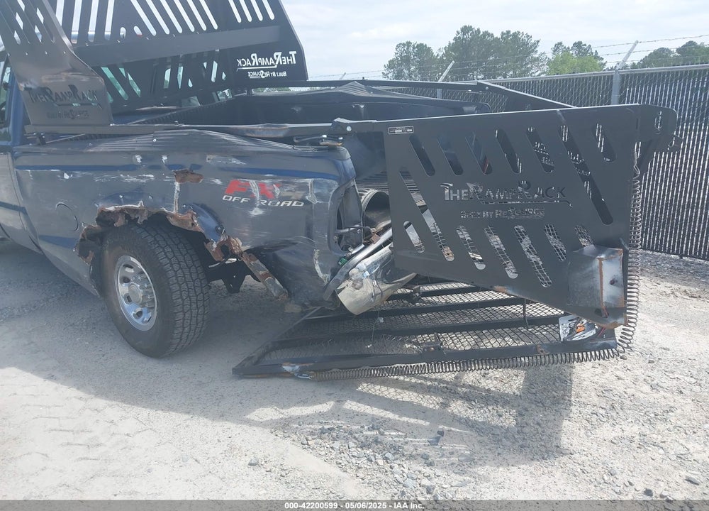 2004 FORD F-250 LARIAT/XL/XLT VIN: 1FTNX21P14ED44650