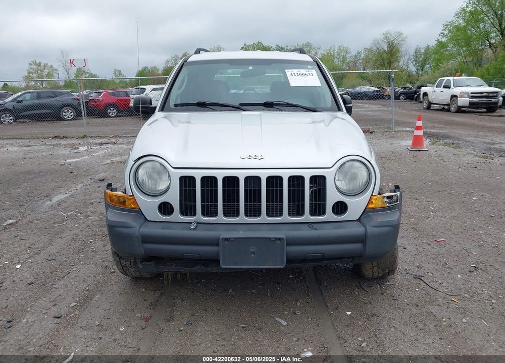 2007 JEEP LIBERTY VIN: 1J4GL48K57W523020