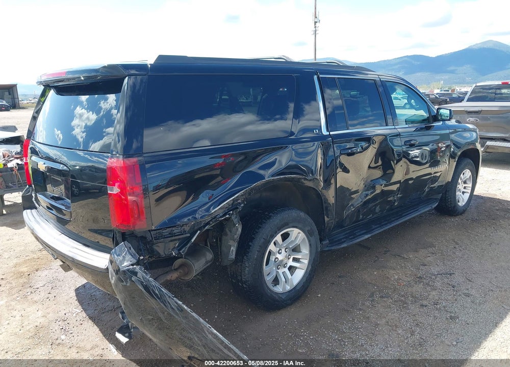 2016 CHEVROLET SUBURBAN VIN: 1GNSKHKC0GR351352