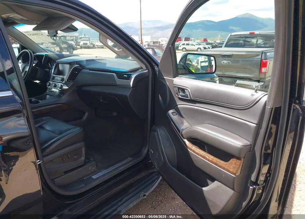 2016 CHEVROLET SUBURBAN VIN: 1GNSKHKC0GR351352