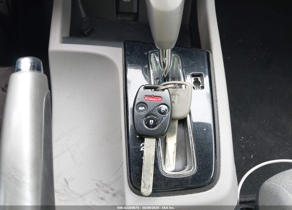 2013 HONDA CIVIC LX VIN: 19XFB2F52DE231529