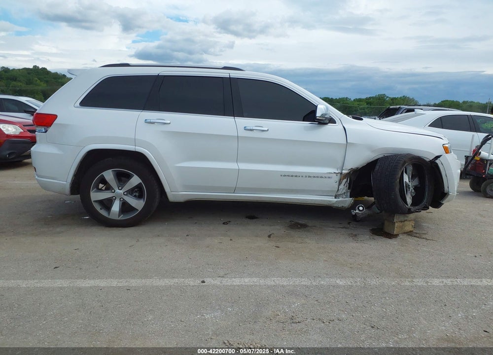 2016 JEEP GRAND CHEROKEE VIN: 1C4RJFCG2GC490420