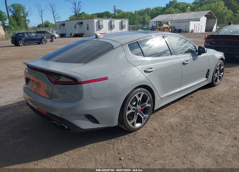 2018 KIA STINGER VIN: KNAE55LC4J6022475