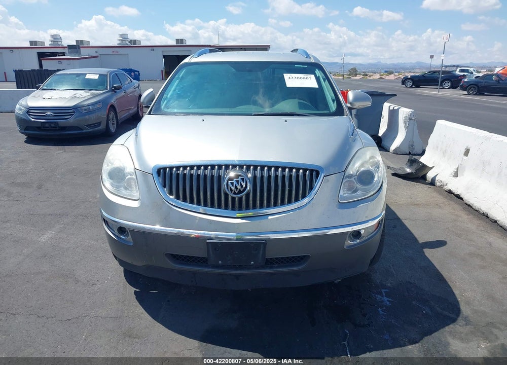 2008 BUICK ENCLAVE VIN: 5GAEV237X8J176041