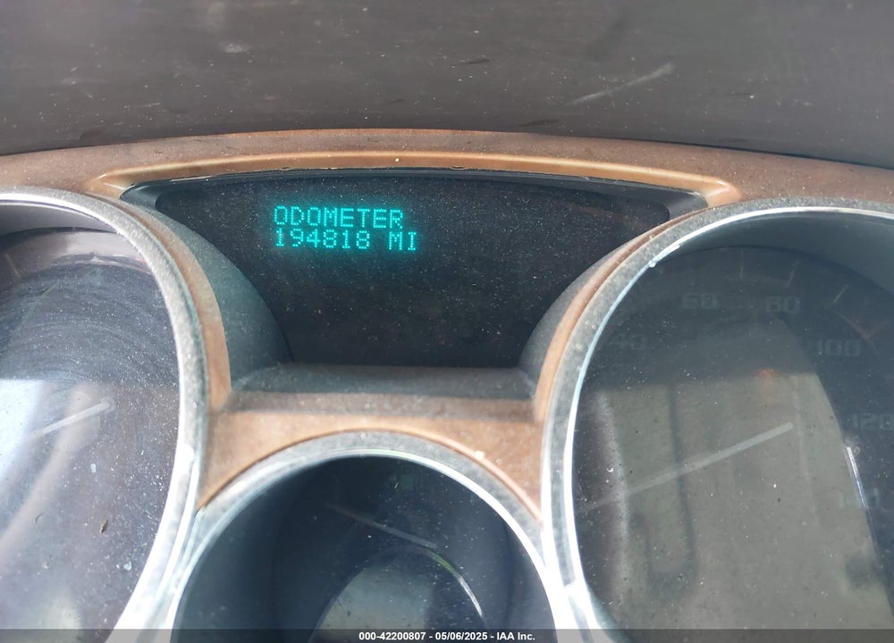 2008 BUICK ENCLAVE VIN: 5GAEV237X8J176041
