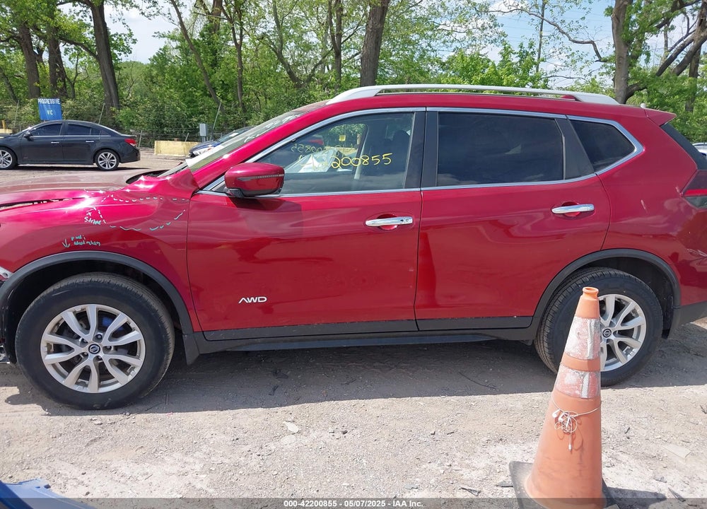 2018 NISSAN ROGUE VIN: 5N1AT2MV9JC841632