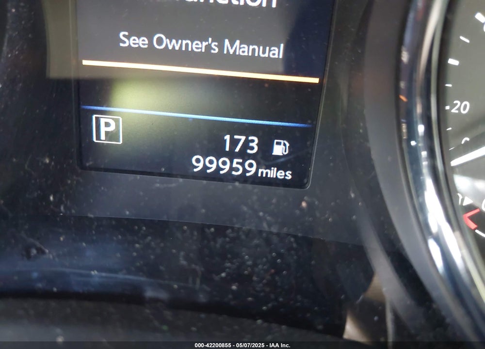 2018 NISSAN ROGUE VIN: 5N1AT2MV9JC841632