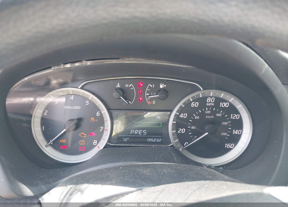 2014 NISSAN SENTRA VIN: 3N1AB7AP3EY266633
