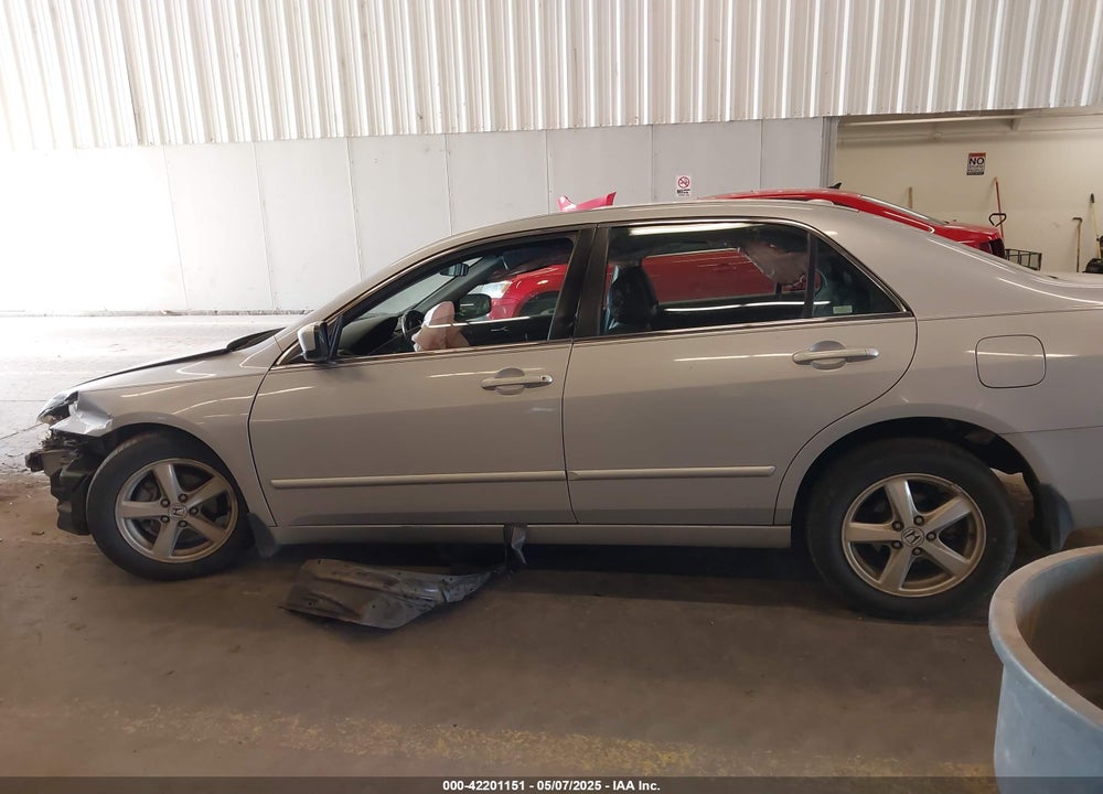2004 HONDA ACCORD 2.4 EX VIN: 1HGCM55874A132252