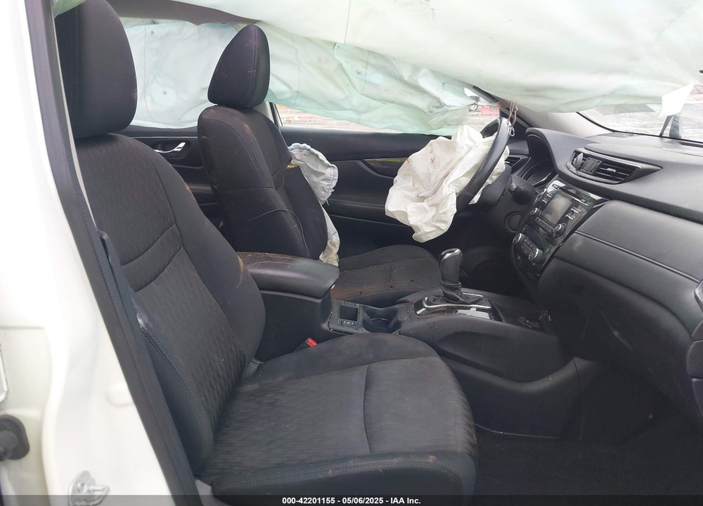 2017 NISSAN ROGUE VIN: 5N1AT2MV0HC770797